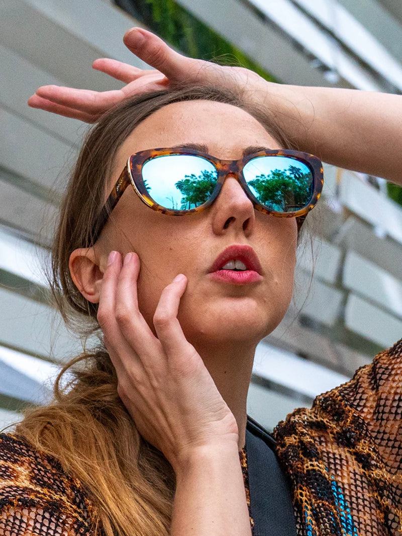 goodr Glasses in Fast As Shell